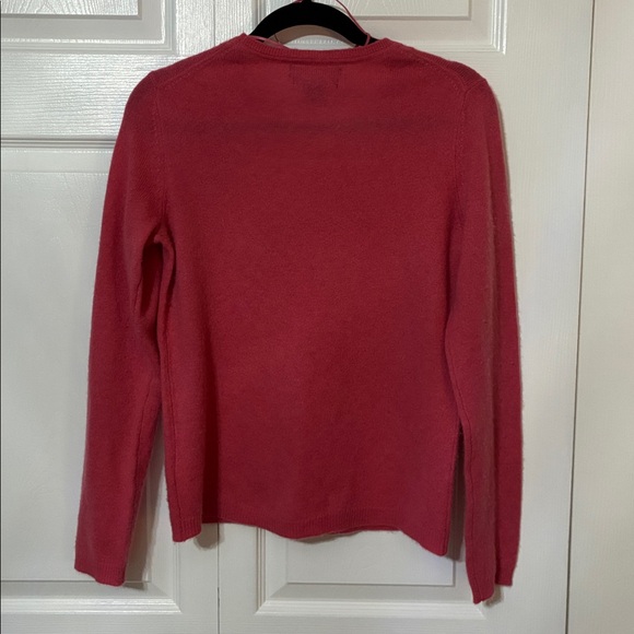 Tahari 100% Cashmere Long Sleeve Top - Picture 3 of 6